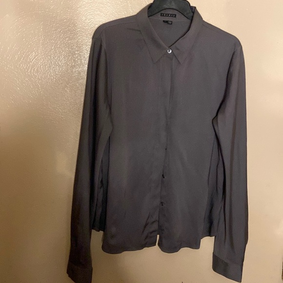 Theory 100 percent Oliver green silk blouse - Picture 5 of 13